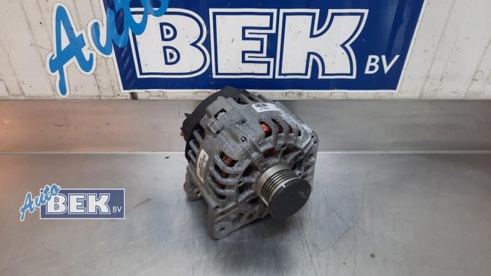 Begagnade Dynamo Opel Vivaro 1.9 DI Pris € 75,00 Marginaltabell erbjuds av Auto Bek