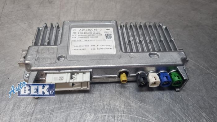 Usagé Module caméra Mercedes E (W213) E-220d 2.0 Turbo 16V Prix € 249,00 Règlement à la marge proposé par Auto Bek