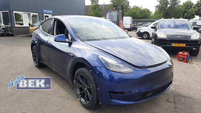 Używane Kurtyna prawa Tesla Model Y (5YJY) Long Range RWD Cena € 249,99 Procedura marży oferowane przez Auto Bek