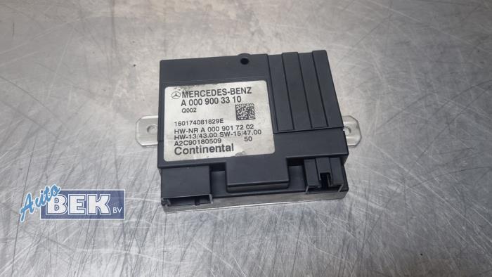 Usados Módulo combustible ADM Mercedes E (W213) E-220d 2.0 Turbo 16V Precio € 30,00 Norma de margen ofrecido por Auto Bek