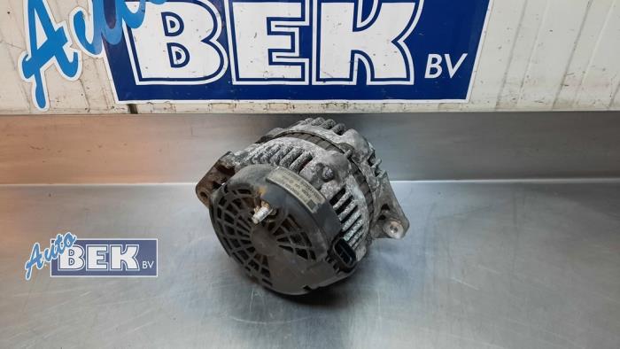 Dynamo van een Opel Meriva (B) 1.7 CDTI 16V 2010