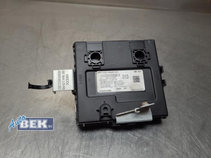 Used Smart entry computer Kia Niro I (DE) 1.6 GDI PHEV Price € 49,99 Margin scheme offered by Auto Bek