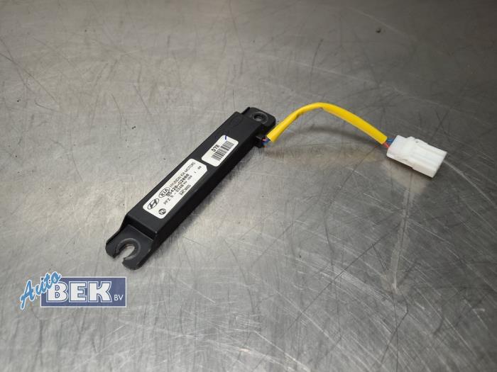 Używane Keyless Entry-Antena Kia Niro I (DE) 1.6 GDI PHEV Cena € 19,98 Procedura marży oferowane przez Auto Bek