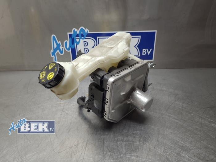 Usagé Servo frein Ford Kuga III (DFK) 2.5 FHEV 16V Prix € 450,00 Règlement à la marge proposé par Auto Bek