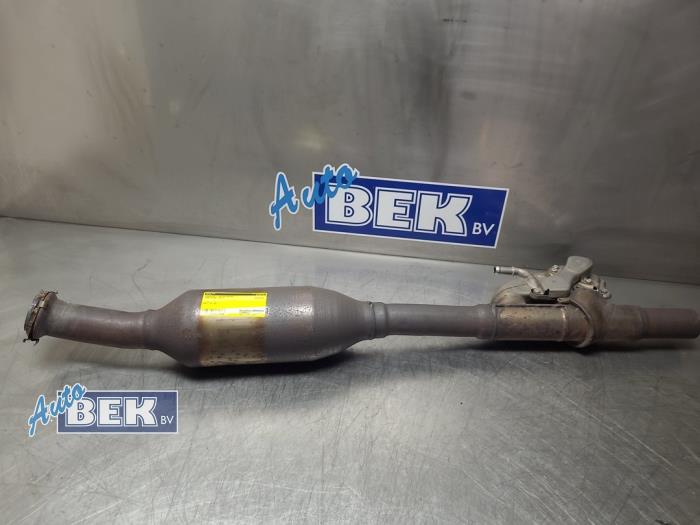 Used Front pipe + catalyst Ford Kuga III (DFK) 2.5 FHEV 16V Price on request offered by Auto Bek