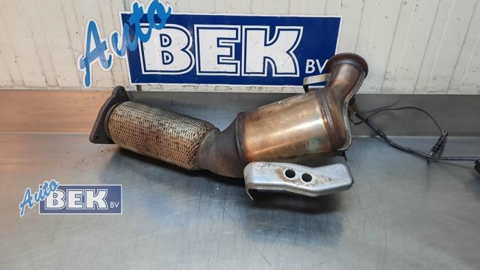 Usagé Catalyseur Volvo XC70 (BZ) 2.4 D5 20V 220 AWD Prix € 250,00 Règlement à la marge proposé par Auto Bek