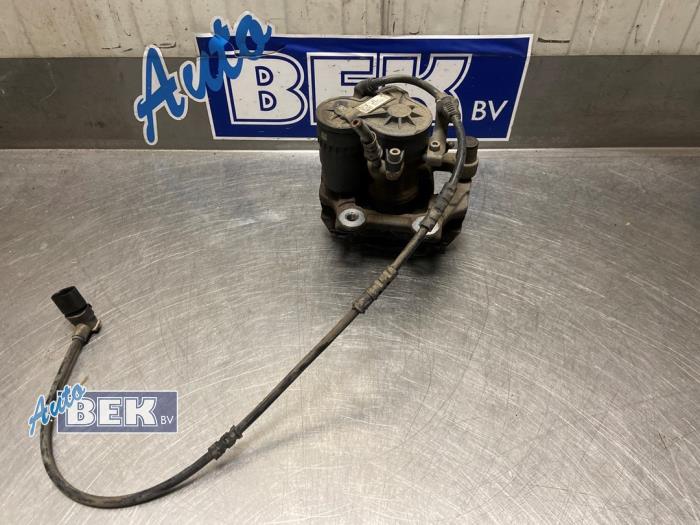 Gebrauchte Bremszange links hinten BMW X1 (F48) xDrive 18d 2.0 16V Preis € 42,75 Margenregelung angeboten von Auto Bek