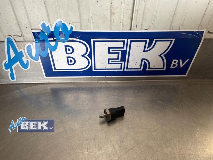 Gebrauchte Kraftstoffdruck Sensor Volkswagen Golf V (1K1) 1.6 FSI 16V Preis € 29,99 Margenregelung angeboten von Auto Bek