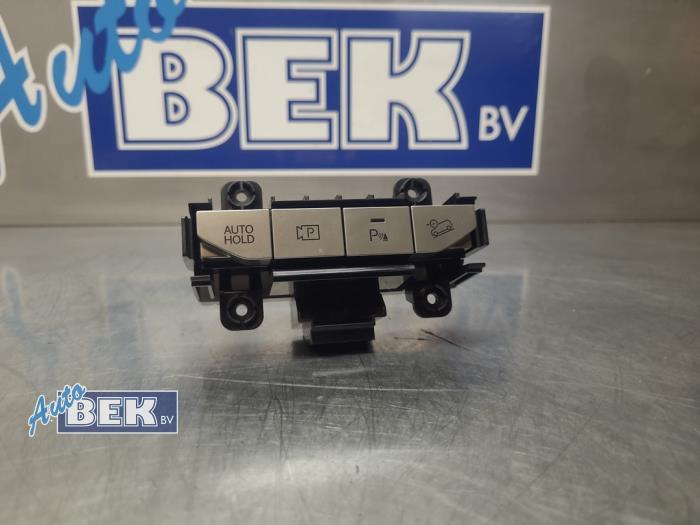 Usados Interruptor Kia EV3 (SV1) 58.3/81.4 kWh Precio de solicitud ofrecido por Auto Bek