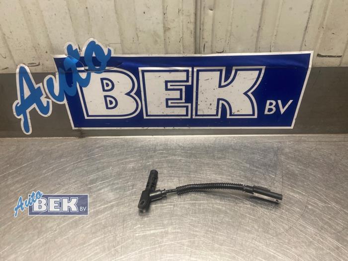 Gebrauchte Nockenwelle Sensor Opel Combo Cargo 1.5 CDTI 100 Preis € 44,99 Margenregelung angeboten von Auto Bek