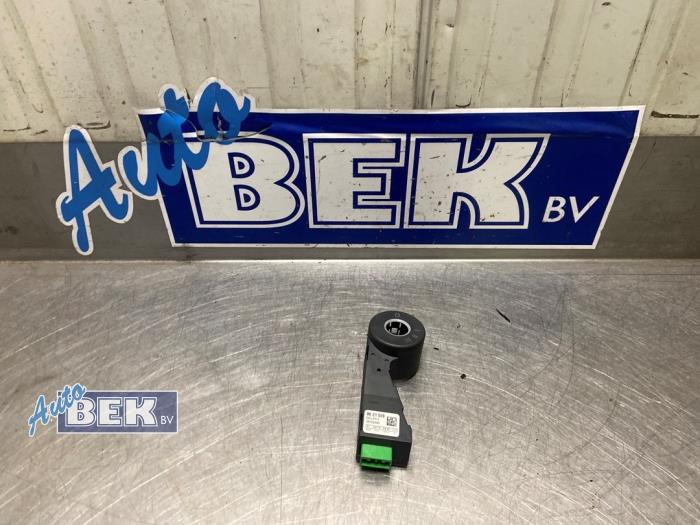 Używane Modul immobilizera Volvo V70 (SW) 2.4 D5 20V Cena € 21,50 Procedura marży oferowane przez Auto Bek
