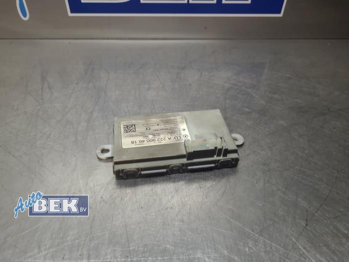 Używane Modul keyless vehicle Mercedes E (W213) E-200d 1.6 Turbo 16V Cena € 25,00 Procedura marży oferowane przez Auto Bek
