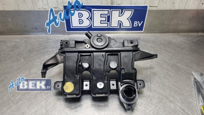 Usagé Ventilation carter Renault Trafic (1FL/2FL/3FL/4FL) 1.6 dCi 95 Prix € 25,00 Règlement à la marge proposé par Auto Bek