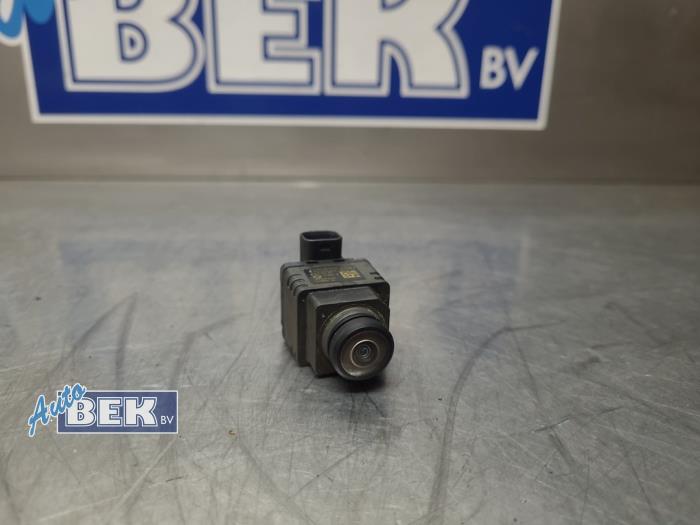 Begagnade Backkamera BMW M5 (F90) 4.4 Competition V8 32V TwinPower Turbo Pris € 130,00 Marginaltabell erbjuds av Auto Bek