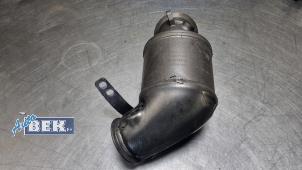Katalysator van een BMW M5 (F90) 4.4 Competition V8 32V TwinPower Turbo 2020