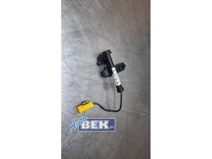 Gebrauchte Fußgänger Crash Sensor BMW M3 (G80) 3.0 Competition xDrive Turbo 24V Preis € 150,00 Margenregelung angeboten von Auto Bek