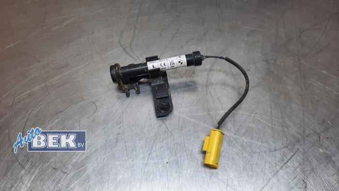Gebrauchte Fußgänger Crash Sensor BMW M3 (G80) 3.0 Competition xDrive Turbo 24V Preis € 150,00 Margenregelung angeboten von Auto Bek