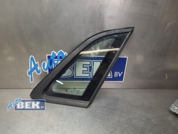 Usados Ventanilla triangular derecha detrás Audi Q3 (F3B) 2.0 35 TDI 16V Precio € 75,00 Norma de margen ofrecido por Auto Bek