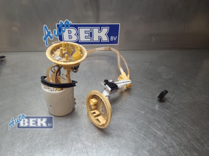 Usagé Pompe à carburant Audi Q3 (F3B) 2.0 35 TDI 16V Prix € 125,00 Règlement à la marge proposé par Auto Bek