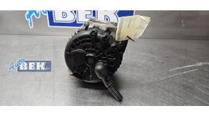 Dynamo från en SsangYong Rodius 2.0 e-200 Xdi 16V 2WD 2016