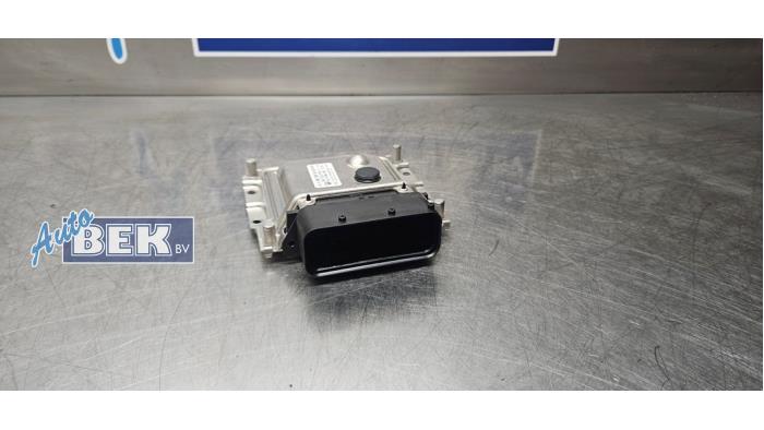 Used Adblue Computer Mercedes V (447.8) 2.1 250 BlueTEC, 250 d 16V Price € 120,00 Margin scheme offered by Auto Bek