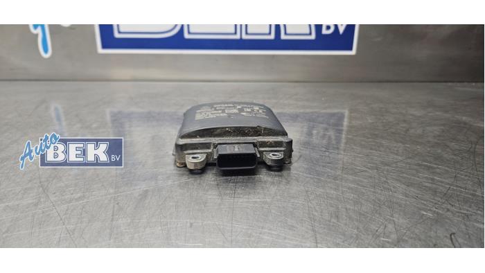 Begagnade Dödvinkelsensor Ford EcoSport (JK8) 1.0 EcoBoost 12V 125 Pris € 145,00 Marginaltabell erbjuds av Auto Bek