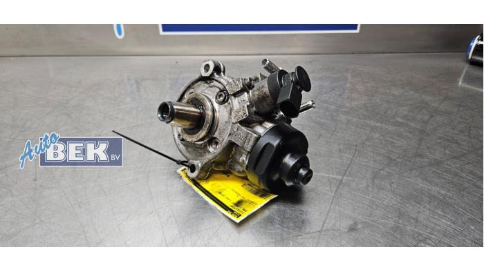Begagnade Dieselpump BMW 1 serie (F20) 118d 2.0 16V Pris € 225,00 Marginaltabell erbjuds av Auto Bek