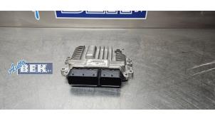 Engine management computer from a SsangYong Rodius 2.0 e-200 Xdi 16V 2WD 2016