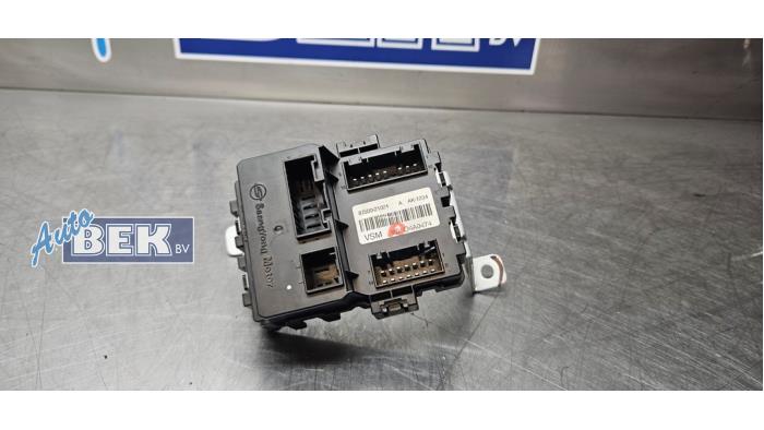 Begagnade Modul (diverse) Ssang Yong Rodius 2.0 e-200 Xdi 16V 2WD Pris € 95,00 Marginaltabell erbjuds av Auto Bek