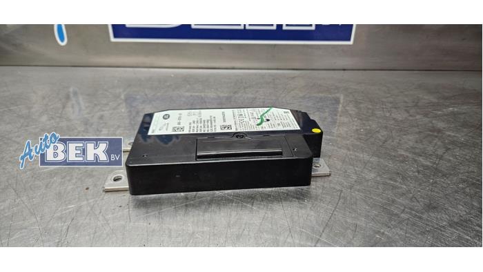 Begagnade Telefonmodul Landrover Range Rover Velar (LY) 2.0 16V P300 AWD Pris € 125,00 Marginaltabell erbjuds av Auto Bek