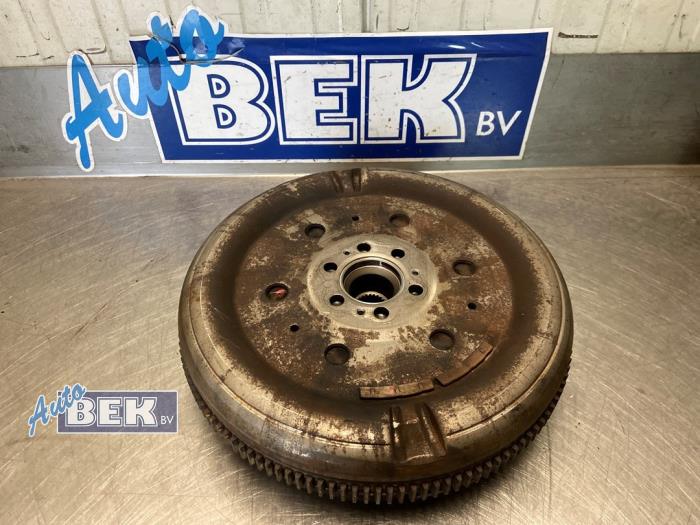 Used Flywheel Volkswagen Passat Variant (365) 2.0 TDI 16V 140 Price € 199,95 Margin scheme offered by Auto Bek
