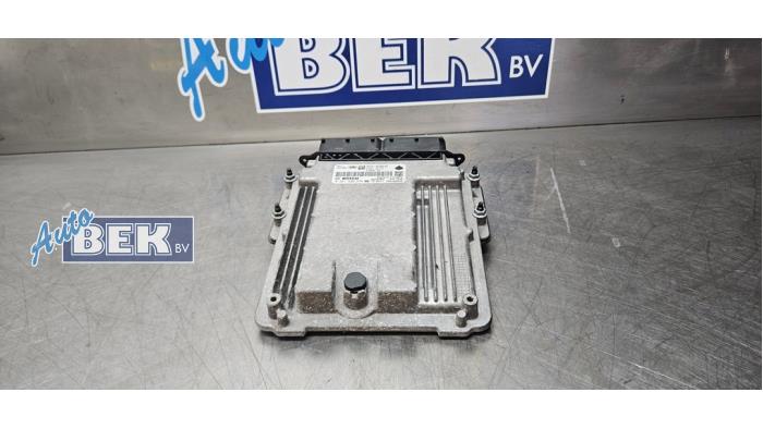 Used Engine management computer Landrover Range Rover Velar (LY) 2.0 16V P300 AWD Price € 165,00 Margin scheme offered by Auto Bek