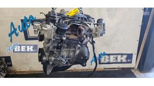 Motor van een Volkswagen Polo V (6R) 1.2 TSI 2014