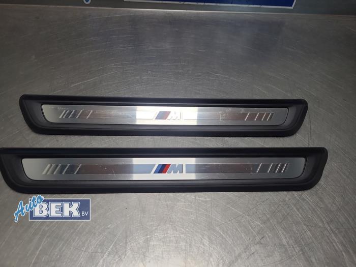 Używane Listwa ozdobna BMW i4 (G26) xDrive40 Cena na żądanie oferowane przez Auto Bek
