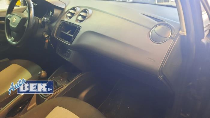 Begagnade Instrumentbräda Seat Ibiza ST (6J8) 1.2 TSI Pris € 120,00 Marginaltabell erbjuds av Auto Bek