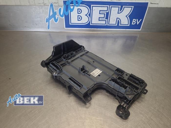 Used Body control computer Tesla Model 3 Performance AWD 78 kWh Price € 225,00 Margin scheme offered by Auto Bek