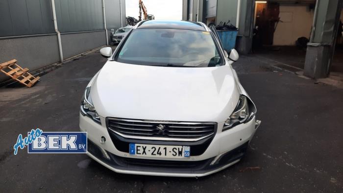 Usagé Intercooler Peugeot 508 SW (8E/8U) 2.2 HDiF 16V GT Prix € 70,00 Règlement à la marge proposé par Auto Bek