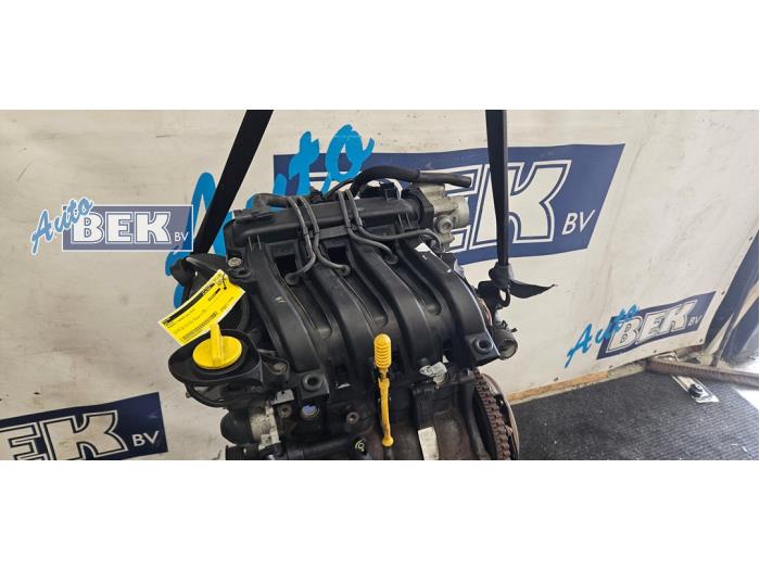 Engine from a Renault Twingo II (CN) 1.2 16V 2010