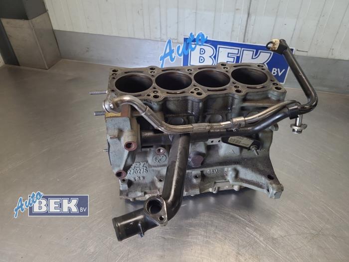 Used Engine crankcase Jeep Compass II (MP) 1.4 Multi Air2 16V 4x4 Price € 350,00 Margin scheme offered by Auto Bek