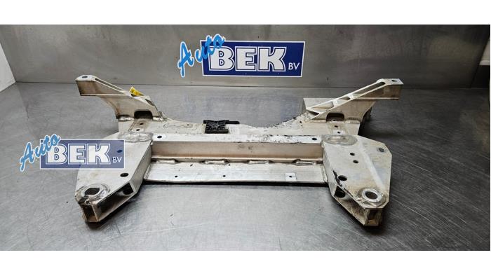 Begagnade Underram Peugeot 2008 (UD/UK/UR/US/UX) 1.2 VTi 12V PureTech 130 Pris € 325,00 Marginaltabell erbjuds av Auto Bek