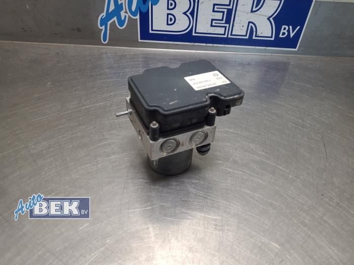 Usagé Bloc ABS Audi S1 (8X1/8XK) 2.0 TFSI 16V Prix € 30,00 Règlement à la marge proposé par Auto Bek