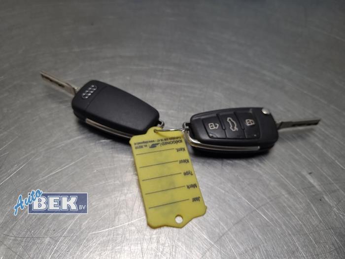 Używane Klucz Audi S1 (8X1/8XK) 2.0 TFSI 16V Cena na żądanie oferowane przez Auto Bek