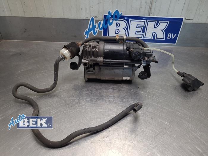 Begagnade Luftpump (fjädring) Mercedes E Estate (S212) E-220 CDI 16V BlueEfficiency,BlueTEC Pris på förfrågan erbjuds av Auto Bek