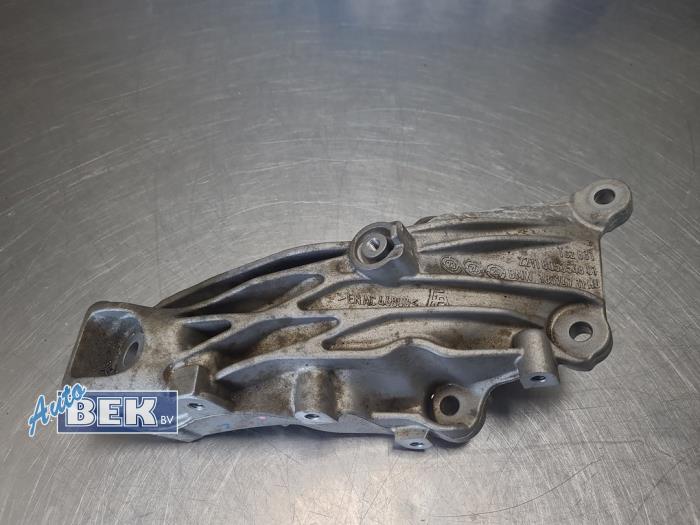 Used Engine mount BMW M3 (G80) 3.0 Competition xDrive Turbo 24V Price on request offered by Auto Bek
