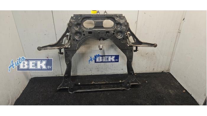 Usagé Faux châssis Nissan Qashqai (J12) 1.3 DIG-T MHEV 16V Prix sur demande proposé par Auto Bek