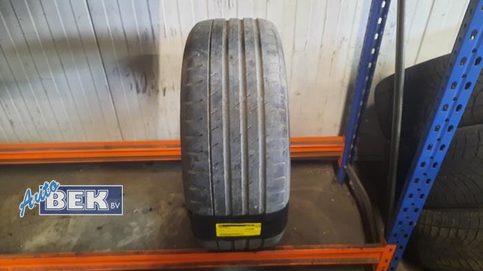 Używane Opona Cena na żądanie oferowane przez Auto Bek