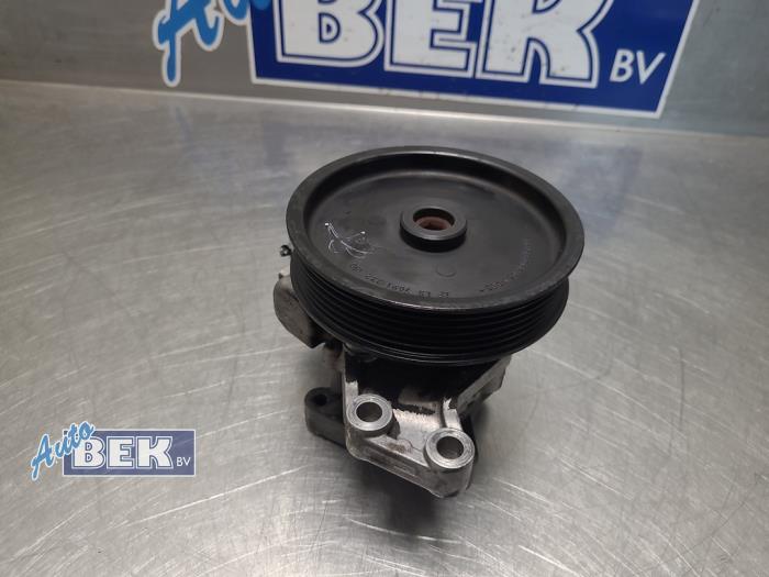 Usagé Pompe de direction Mercedes C-Klasse AMG (W204) 6.2 C-63 AMG V8 32V Prix sur demande proposé par Auto Bek