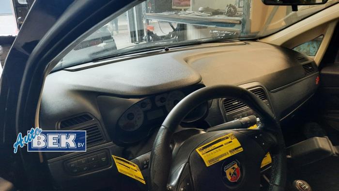 Używane Panel Fiat Grande Punto (199) 1.4 16V Cena € 120,00 Procedura marży oferowane przez Auto Bek