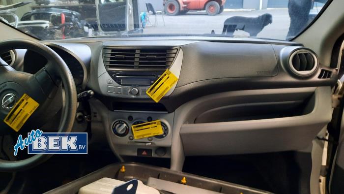 Używane Panel Nissan Pixo (D31S) 1.0 12V Cena € 150,00 Procedura marży oferowane przez Auto Bek