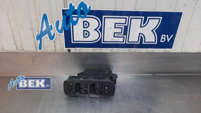 Usados Interruptor combinado de ventanillas Volvo XC90 I 2.9 T6 24V Precio € 55,00 Norma de margen ofrecido por Auto Bek